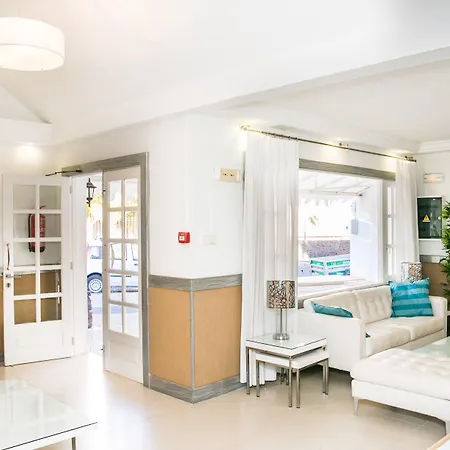 Livvo Gaviotas Apartament *