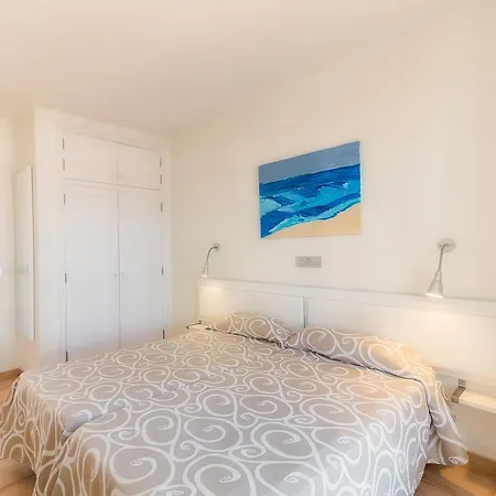 Livvo Gaviotas Apartament *